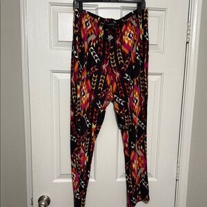 Ashley Stewart Geometric Print leggings
